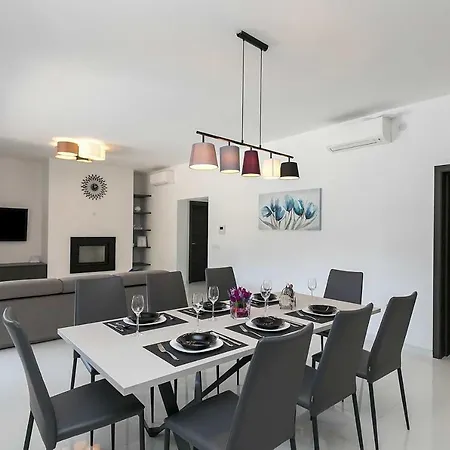 Greenblue Holiday home *