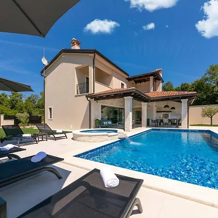 Holiday home Greenblue *