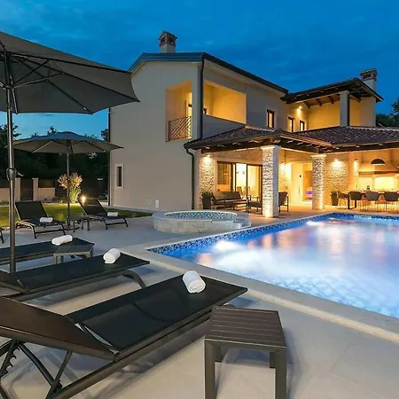 Holiday home Greenblue
